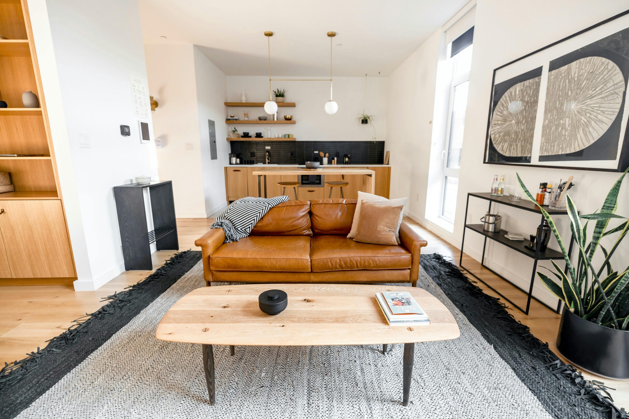 Airbnb Cleaning Pexels Andreaedavis 12931939 Scaled